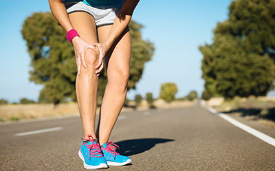 Runner training knee pain