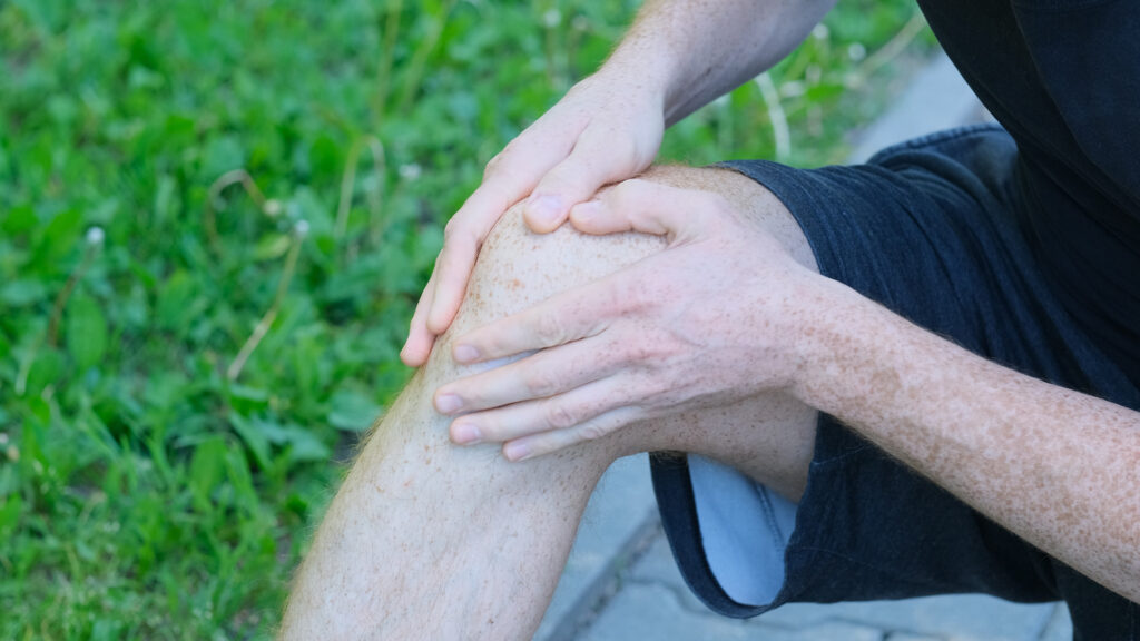 Knee Popping and Pain