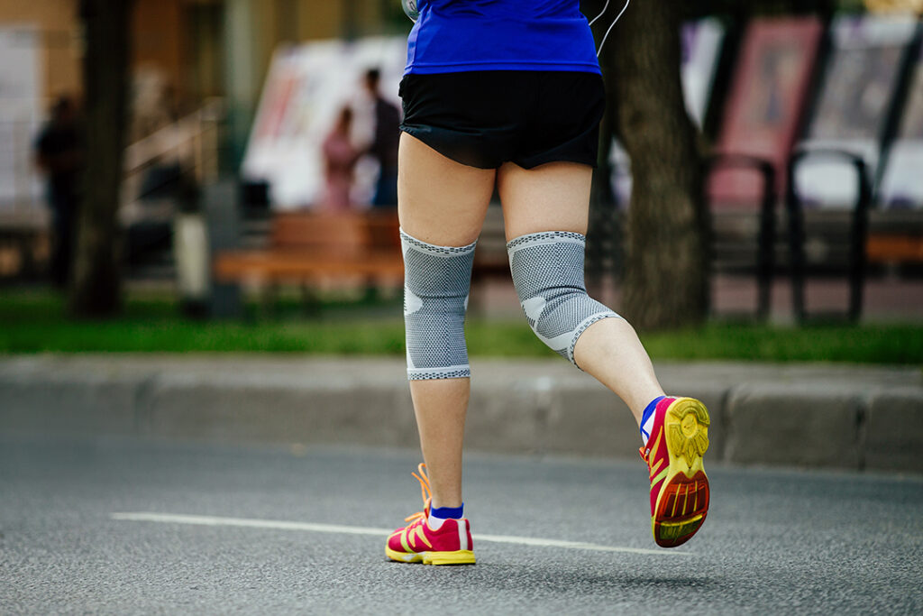 Knee Pain Treatment in Houston & Pearland | When to See an Orthopedic Specialist